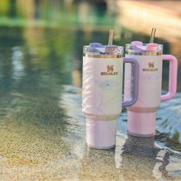 Stanley 40 oz. Stainless Steel H2.0 Flowstate Quencher, NWT - Picture 7 of 9